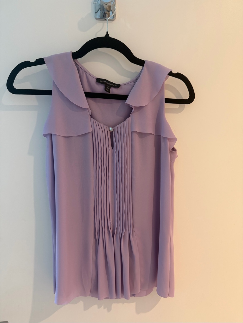 Banana Republic Lavender Pleated Ruffle-Trim Sleeveless Blouse